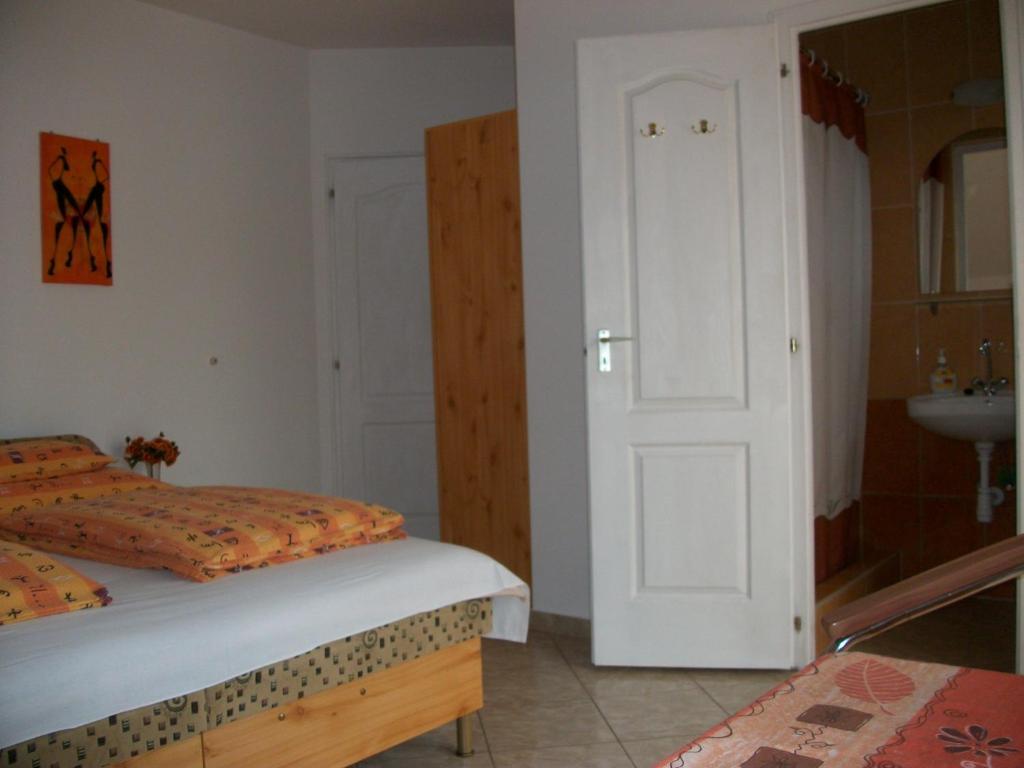 Eden Vendeghaz Hotel Miskolc Eksteriør billede